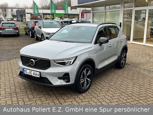 Volvo XC40 B4 Mild Hybrid Benzin Plus Dark 2WD