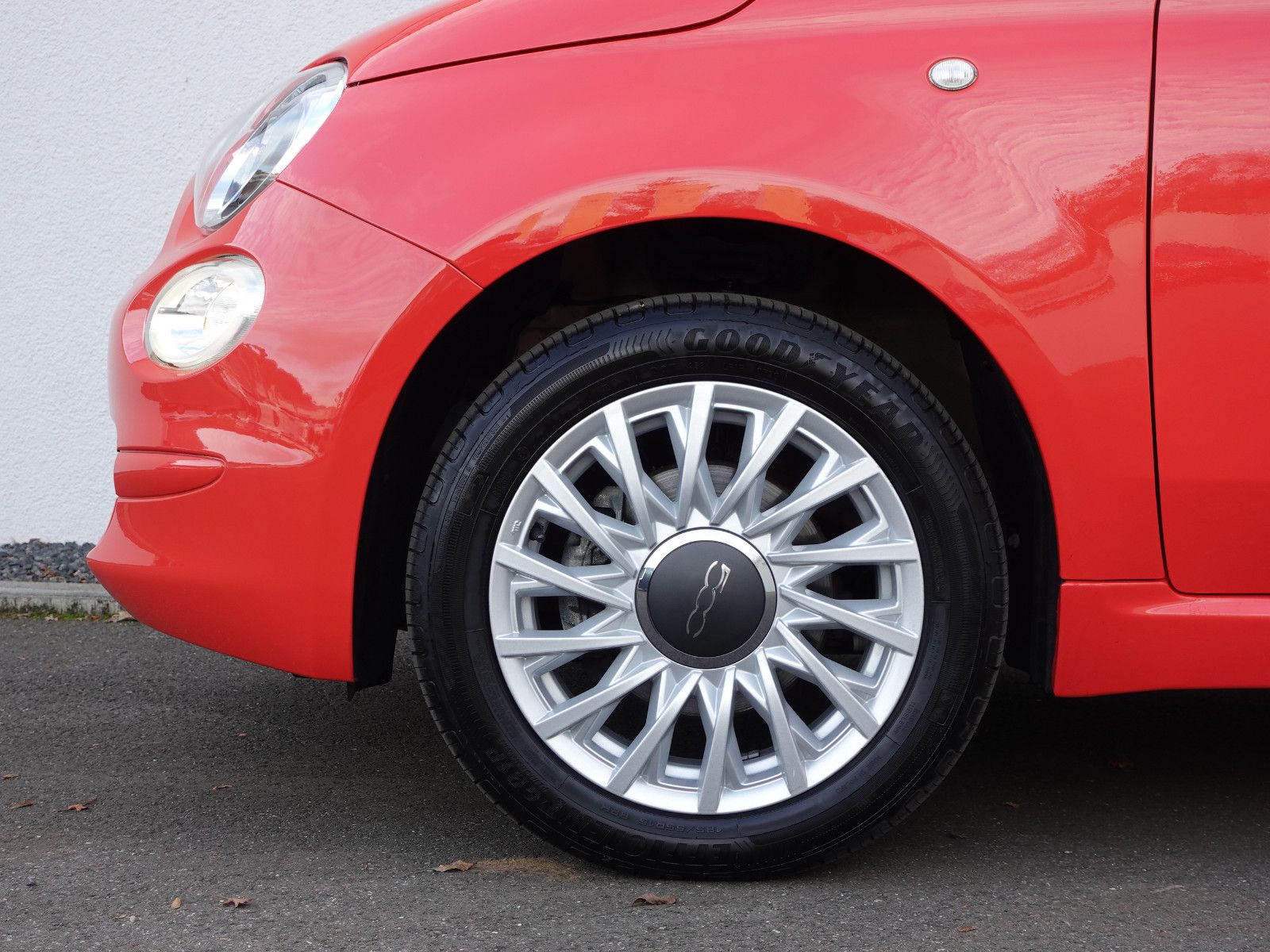 Fahrzeugabbildung Fiat 500C 1.2 LOUNGE Automatik Klima,LM-Felgen,USB