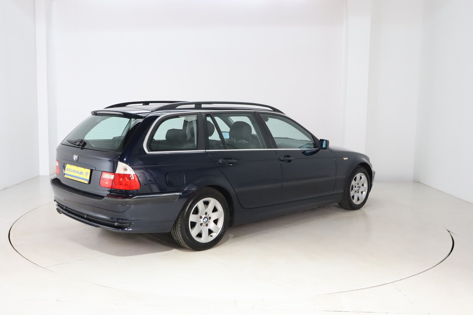 Fahrzeugabbildung BMW 320 i * Xenon * Leder * Sitzhzg. PDC