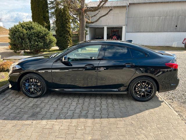 BMW 220d xdrive Gran Coupe M Sport Vollaus...