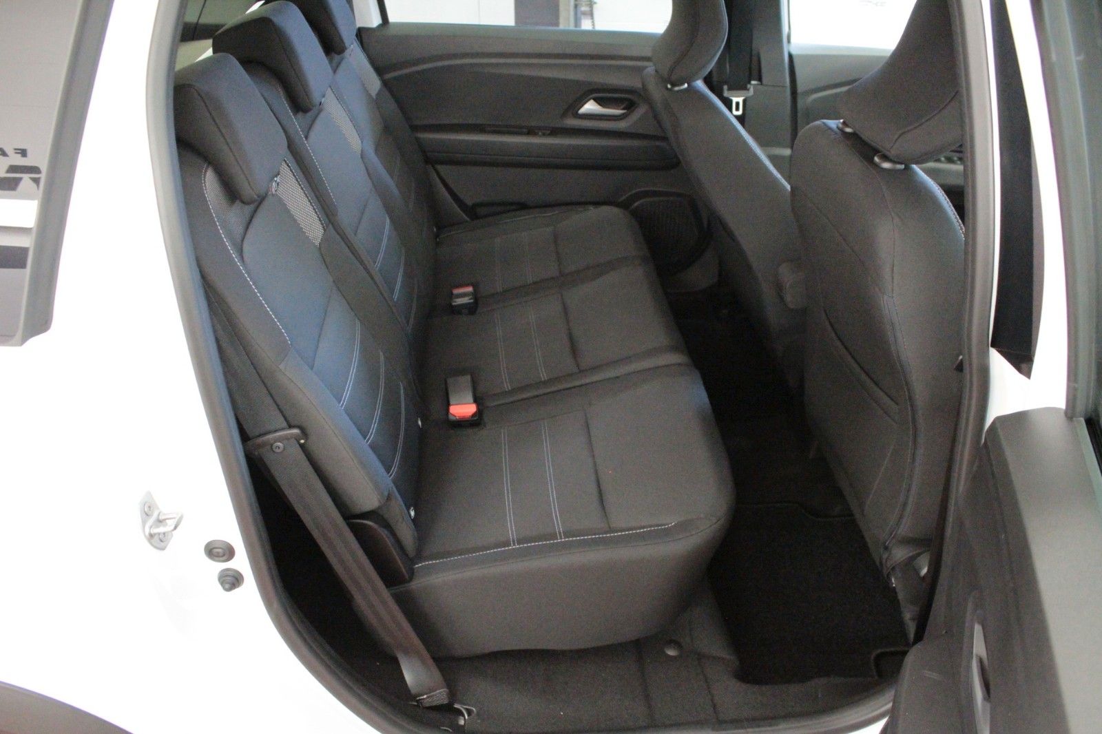 Fahrzeugabbildung Dacia Jogger ECO-G 100 Expression 5-Sitzer #15162