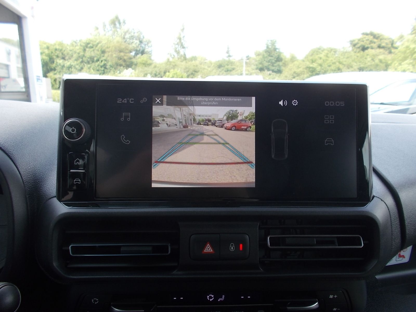 Fahrzeugabbildung Fiat Doblo Multicab L2 1.5 BlueHDi + 5 Sitzer