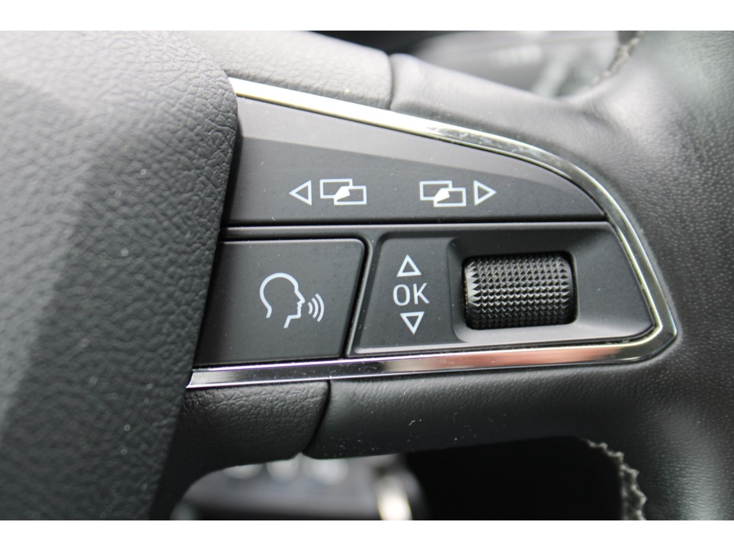 SEAT Ateca Style 1.4 TSI GRA PDC SHzg GJR AHK Sicht-P - Image 19