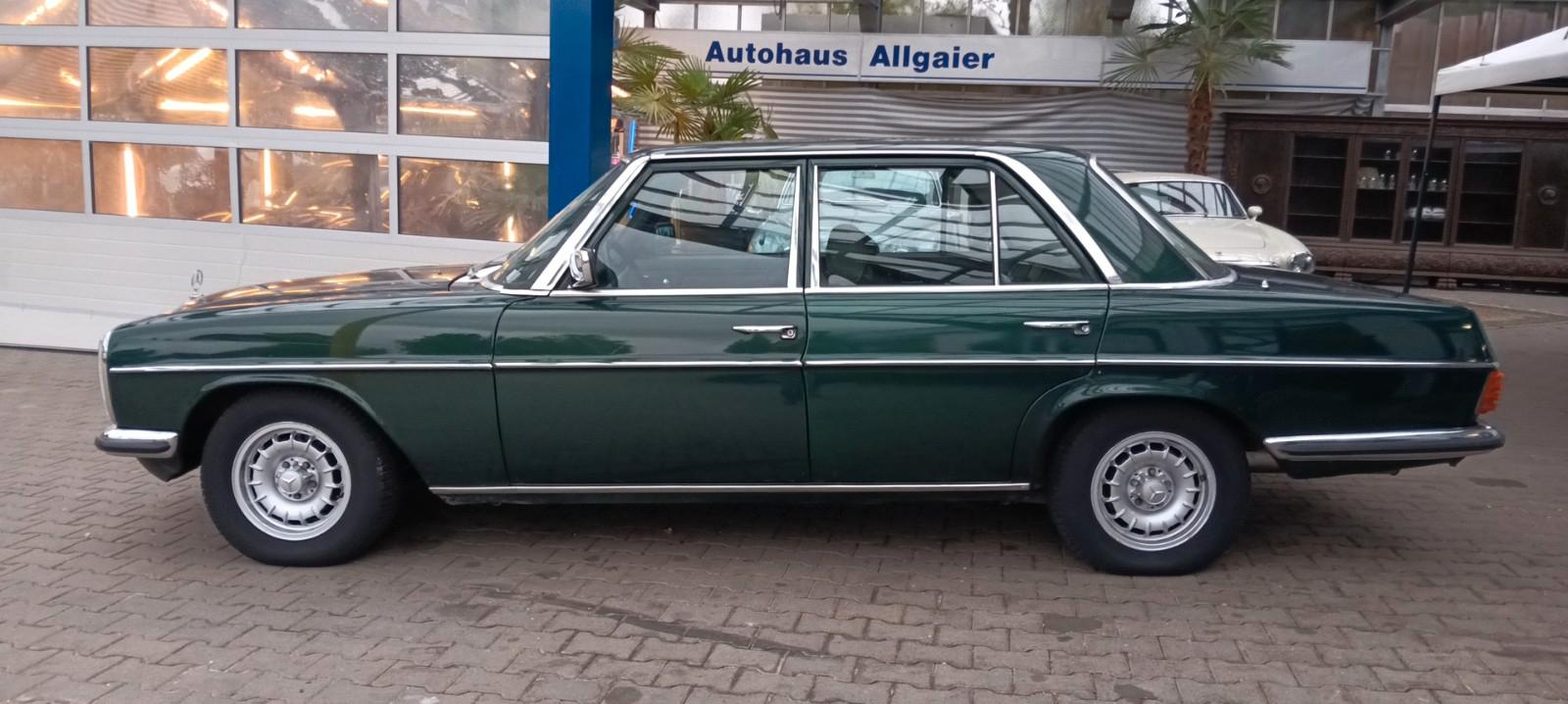 Mercedes-Benz 230 /8 Schiebedach+Klima+Servo+Barockfelgen