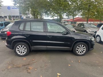 Volkswagen Tiguan - 5