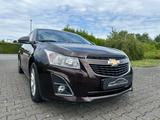 Chevrolet Cruze,Klimaautomatik,Anhänger,Tempomat - gebrauchte Chevrolet Cruze aus dem Jahr 2013