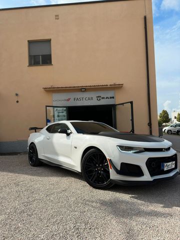 Chevrolet Camaro Coupe 3.6 v6 auto 1LT RS Pack 2