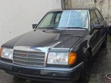 Mercedes-Benz 250 D - gebrauchte Mercedes-Benz 250 aus dem Jahr 1990