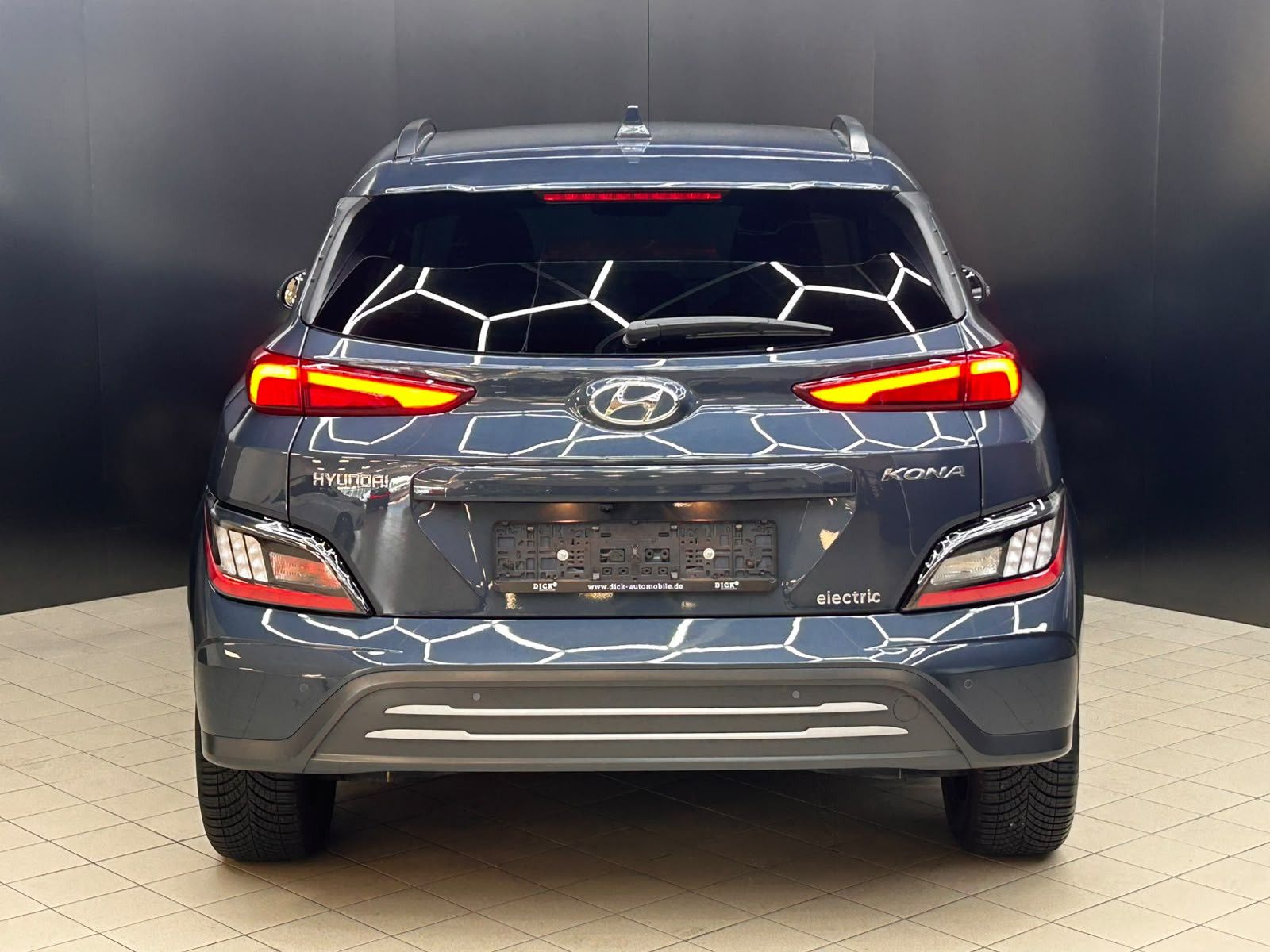 Fahrzeugabbildung Hyundai Kona Elektro Prime LEDER+LED+ACC+HUD+KREL+KAM+WP