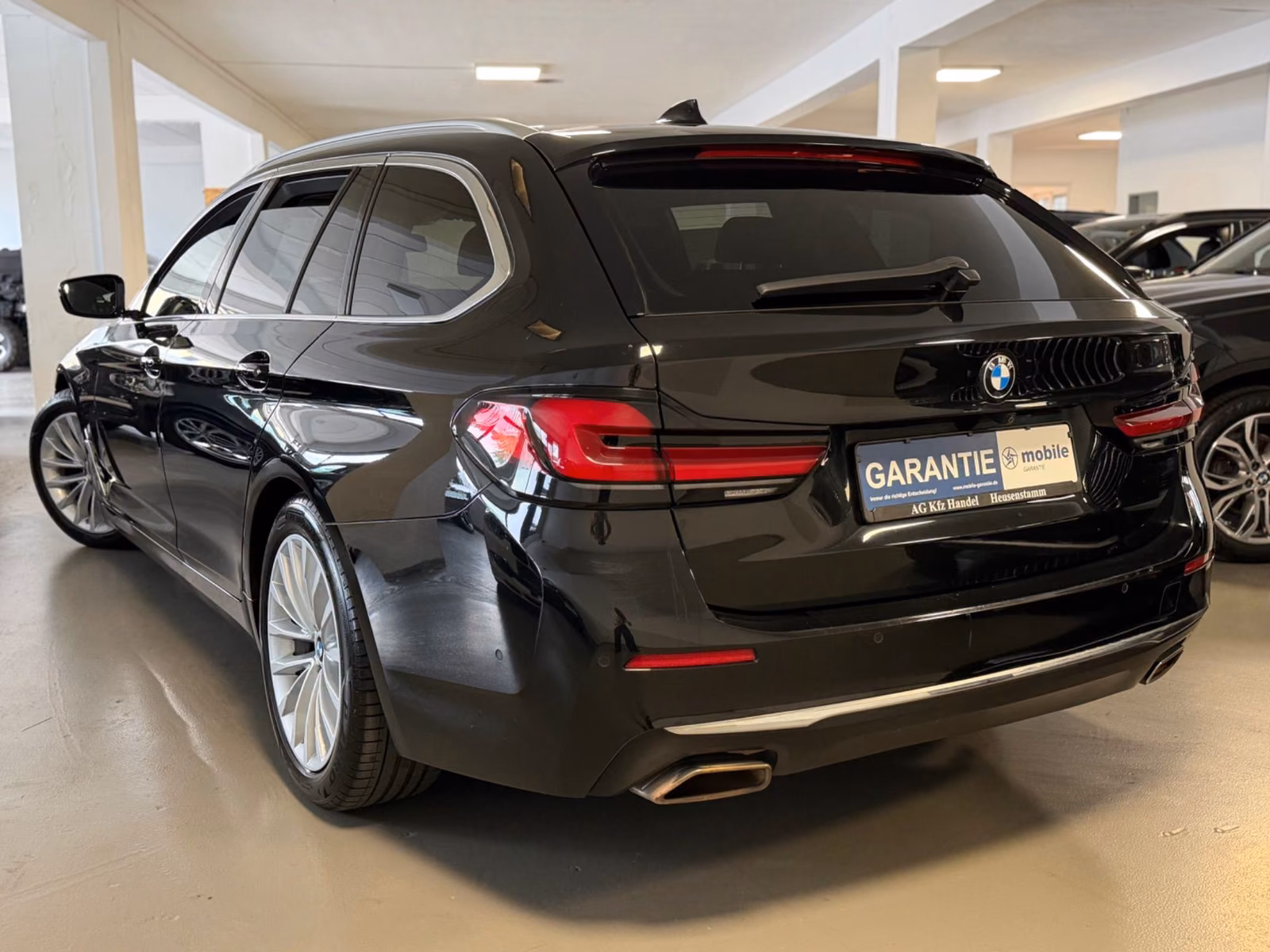 BMW 530 i Luxury Line H-KARDON/CAM/ACC/AHK/LEDER