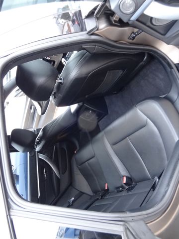 Fahrzeugabbildung BMW 420i Coupé/FROZEN/M-Paket/2.Hd/Leder/Navi/