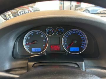 Volkswagen Passat*SZHZ*KLIMAAUTOMATIK*TÜV 092028*