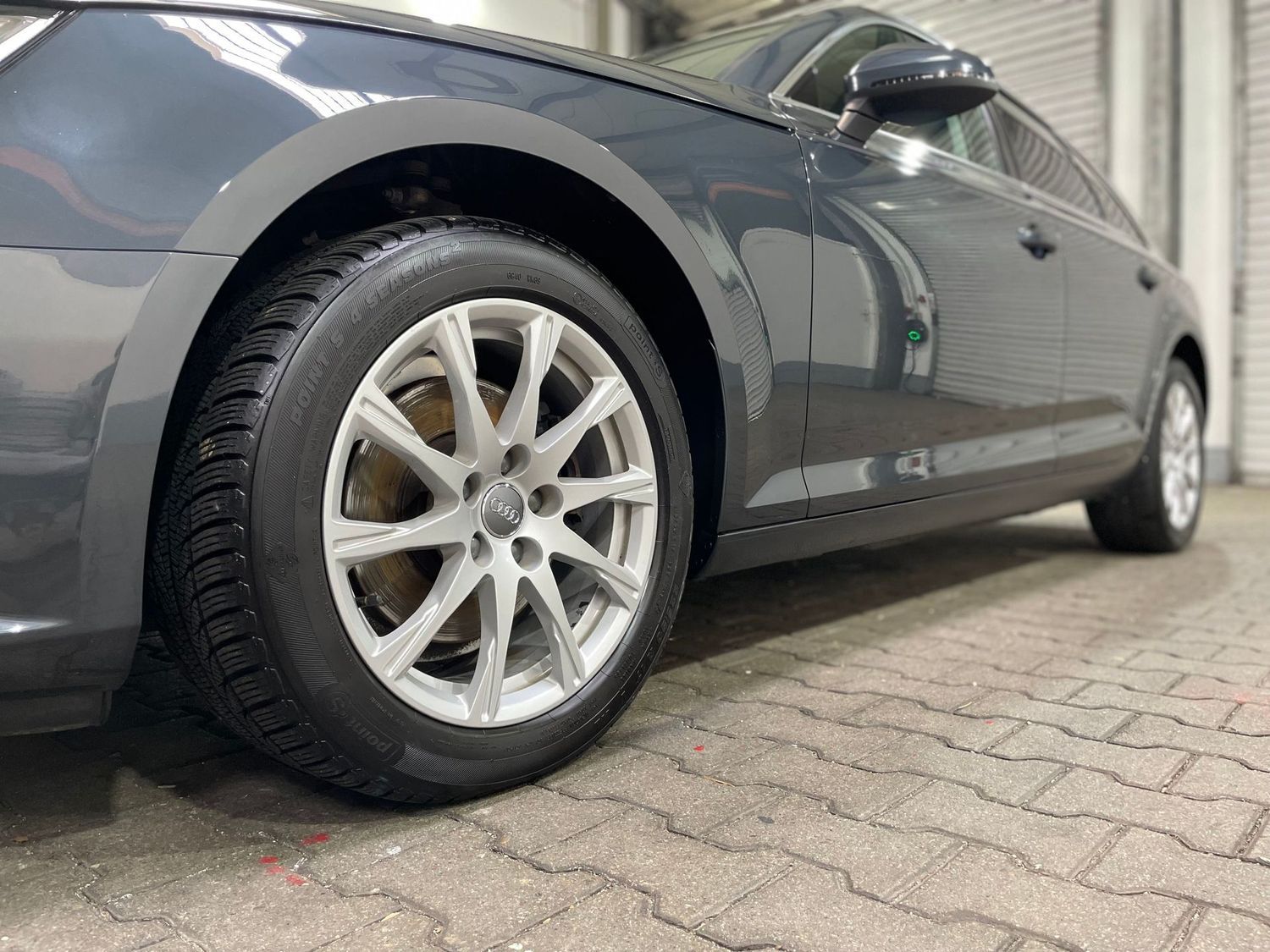 Fahrzeugabbildung Audi A4 S-Line sport#Xenon#Virtual#Tempo#Sound