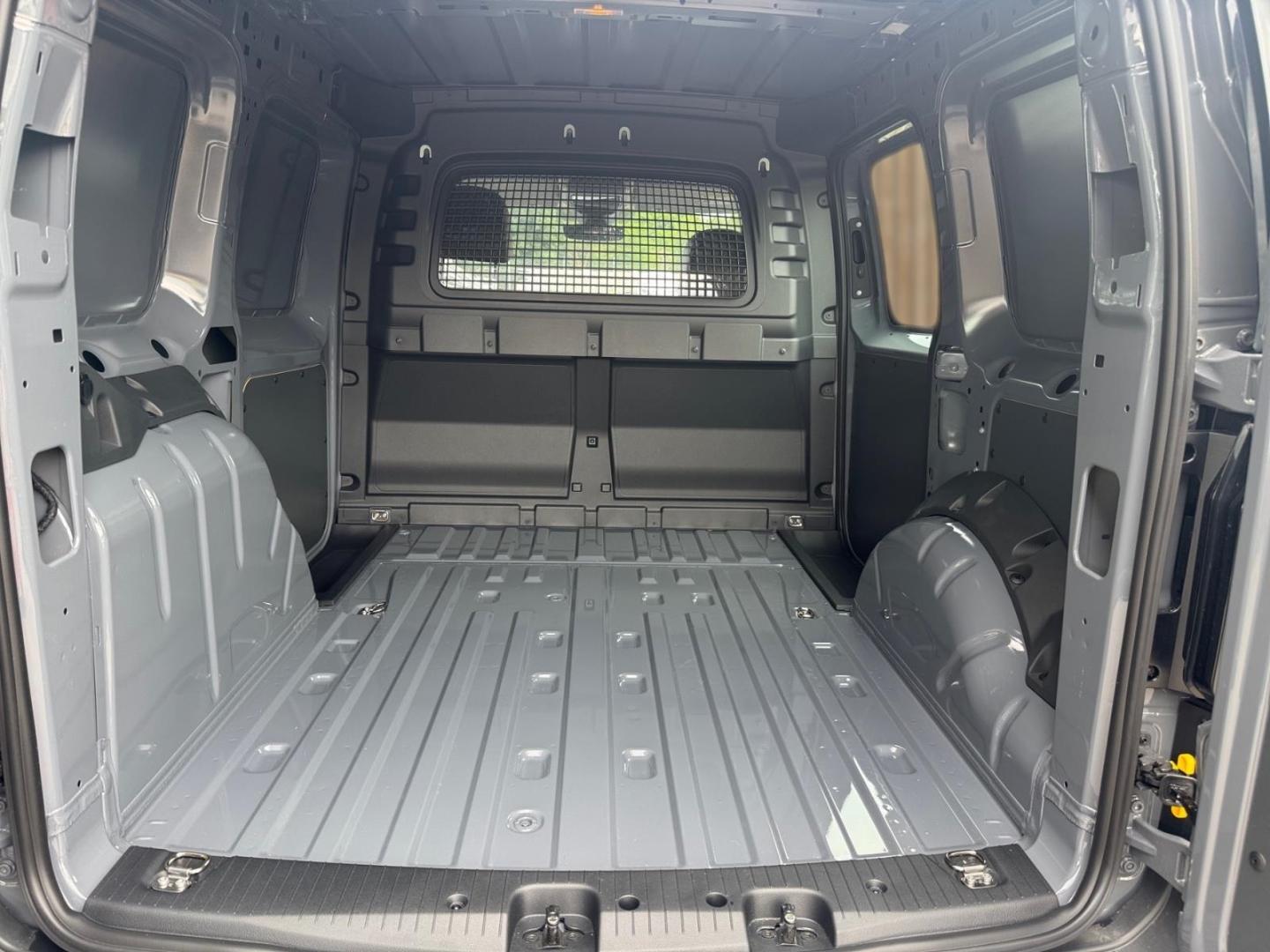 Volkswagen Caddy Cargo 1.5 ''TSI''  Sprachbed.+ 5 Jahre Gar