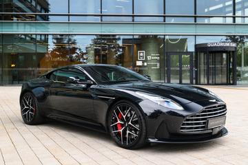 2023 Aston Martin DB12 — фото 3