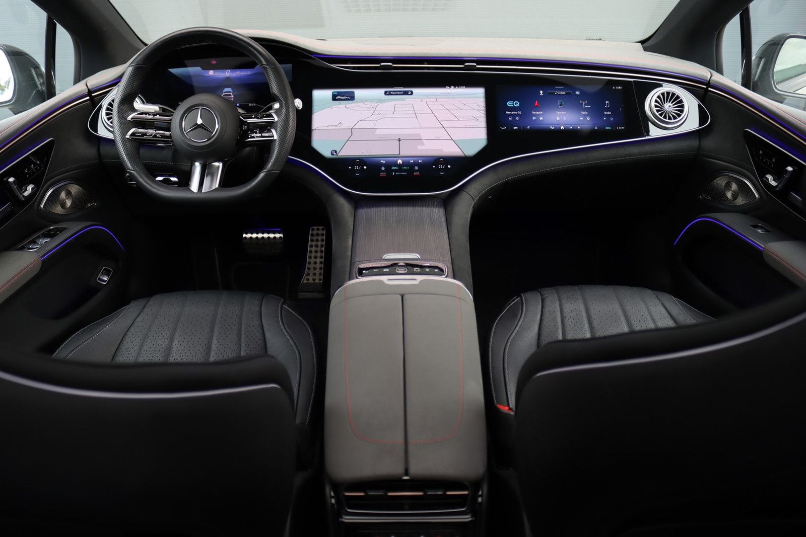Mercedes-Benz EQS 580 4MATIC AMG Line 108 kWh | Luchtvering | imagem 2