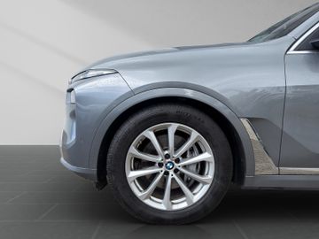 BMW X7 - 9