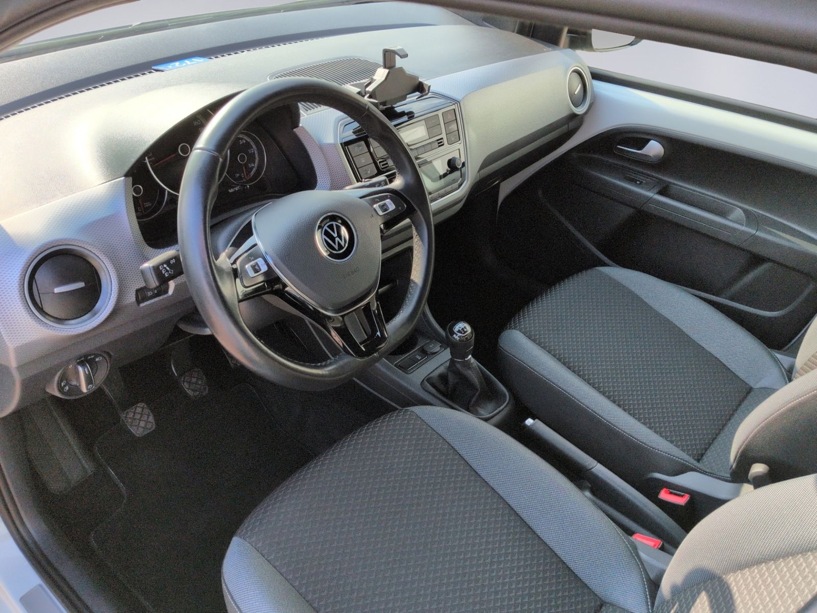 up! 1.0 Active MAPS&MORE+SHZ+LANE-ASSIST+KLIMA