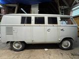 Volkswagen T1 Fensterbus Winterprojekt-Winterpreis - Volkswagen T1: 9 Sitzer