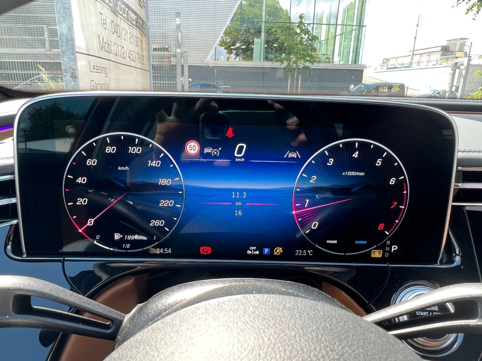 Fahrzeugabbildung Mercedes-Benz E 200 AMG LINE PREMIUM SUPERSCREEN EXCLUSIV NAPP