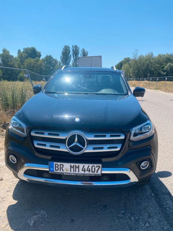 Image of Mercedes-Benz X 250