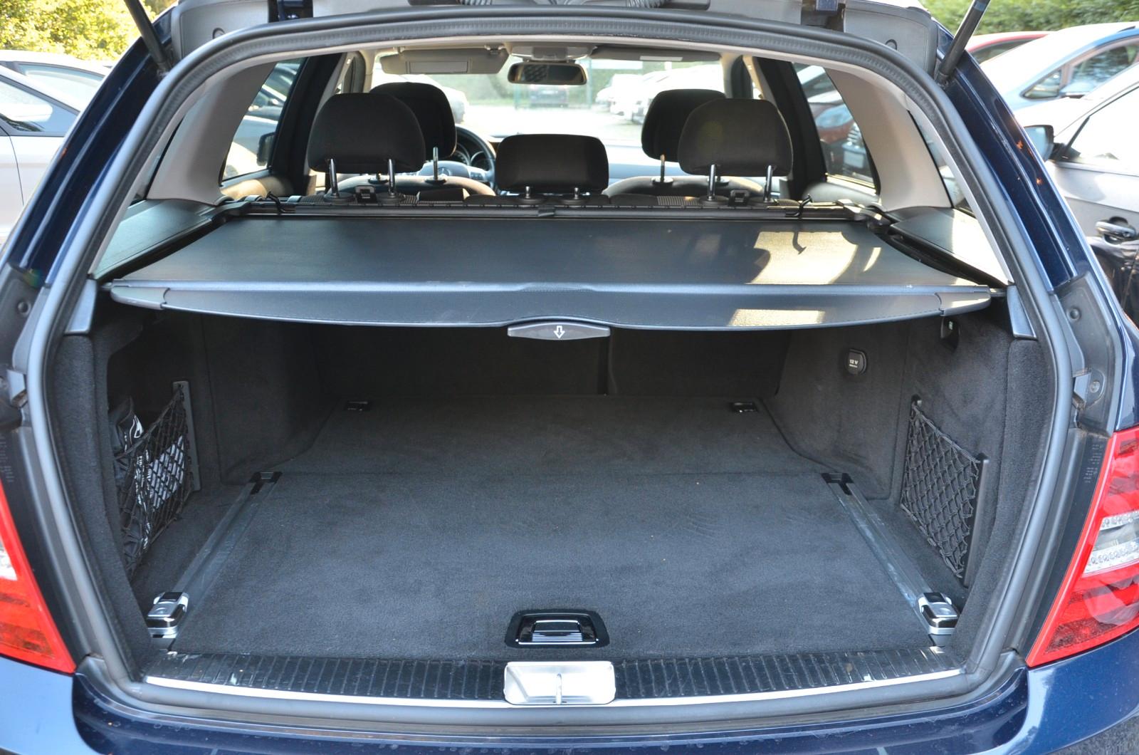 Mercedes-Benz T-Modell C 180 CGI Automatik Navi Xenon Tüv neu