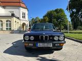 BMW 535 i (E28) * H-Zulassung Oldtimer Not... - BMW 535 aus 1986