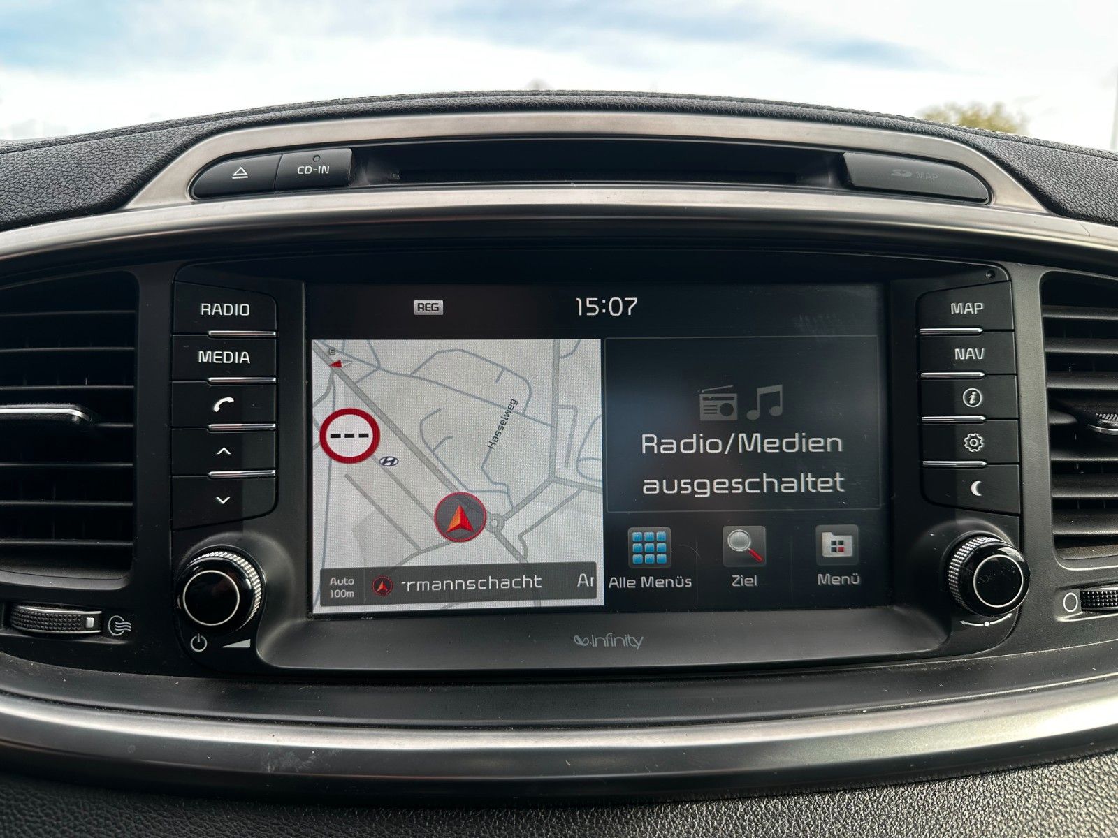 Fahrzeugabbildung Kia Sorento Spirit 4WD Leder Klimaaut.