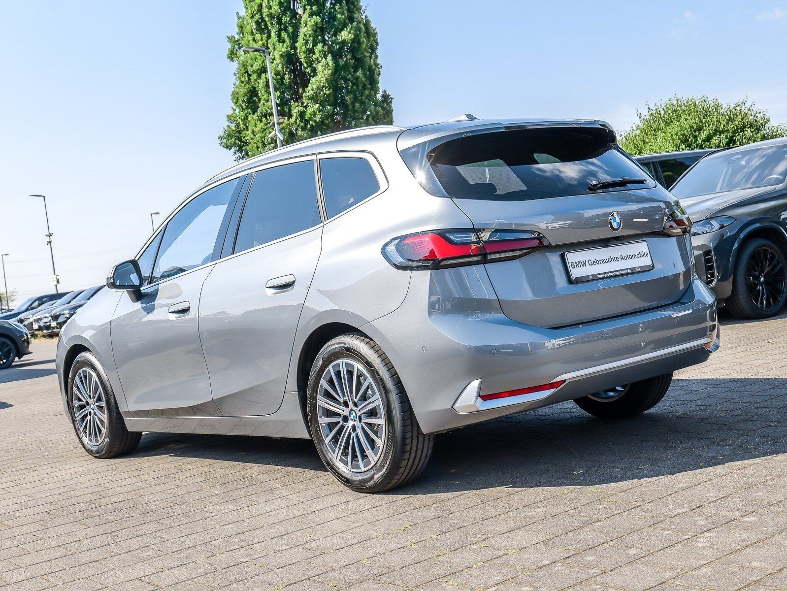 BMW 220i Active Tourer Luxury Line HUD PANO ACC RFK foto 7