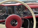 Mercedes-Benz 230 SL - Mercedes-Benz 230 aus 1964: 230sl