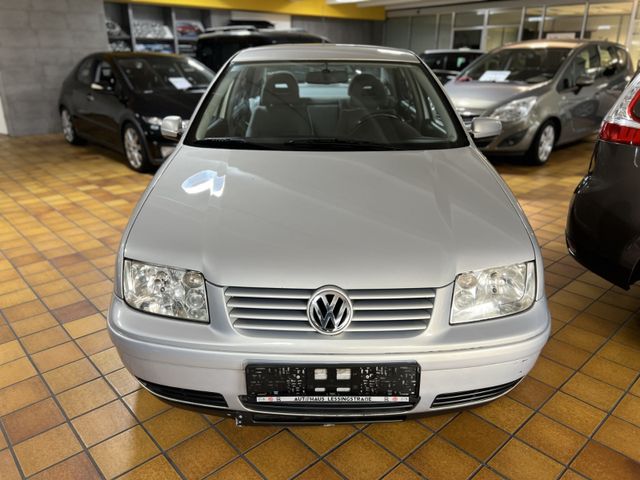 Volkswagen Bora 1.6 "Klima"Tüv: 07.2026"Guter Zustand!!!