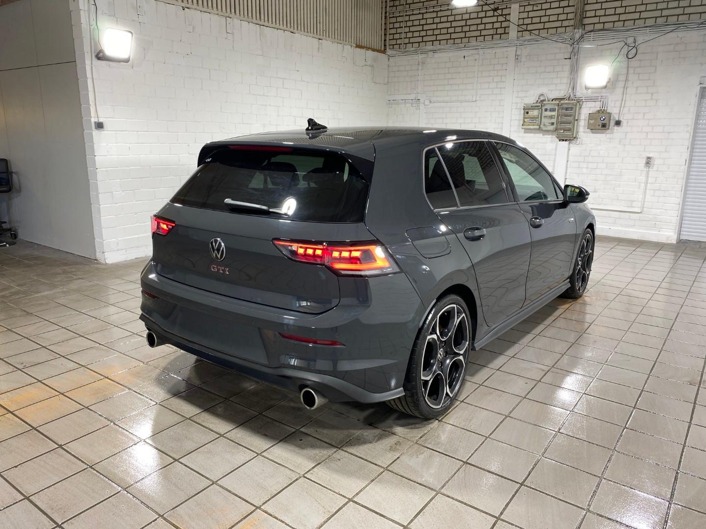 Volkswagen Golf GTI DSG Black Style