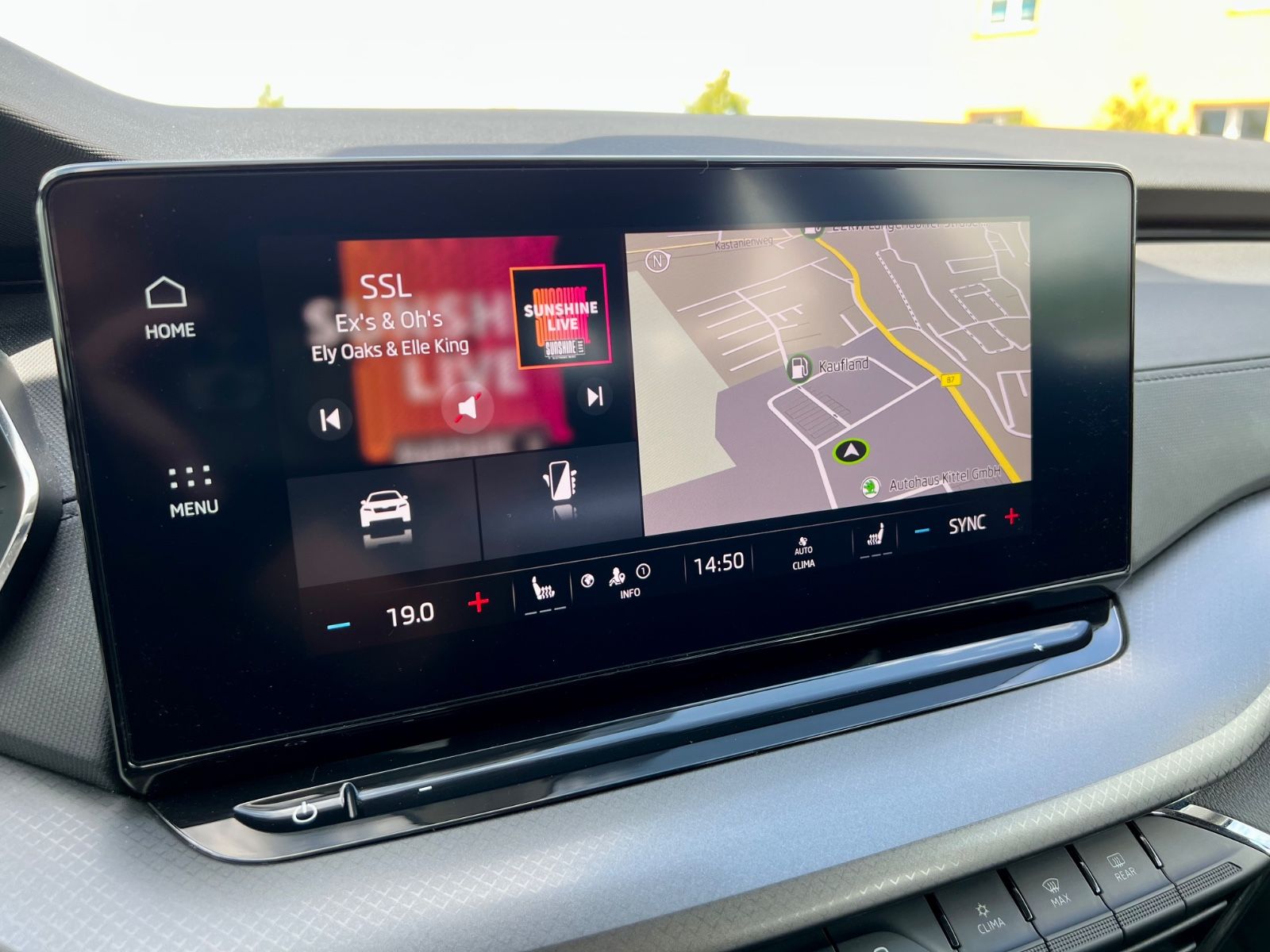 SKODA Octavia Combi Ambition AAC SHZ NAVI CARPLAY