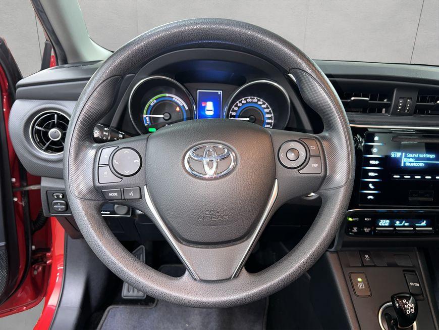 Toyota Auris Touring Sports