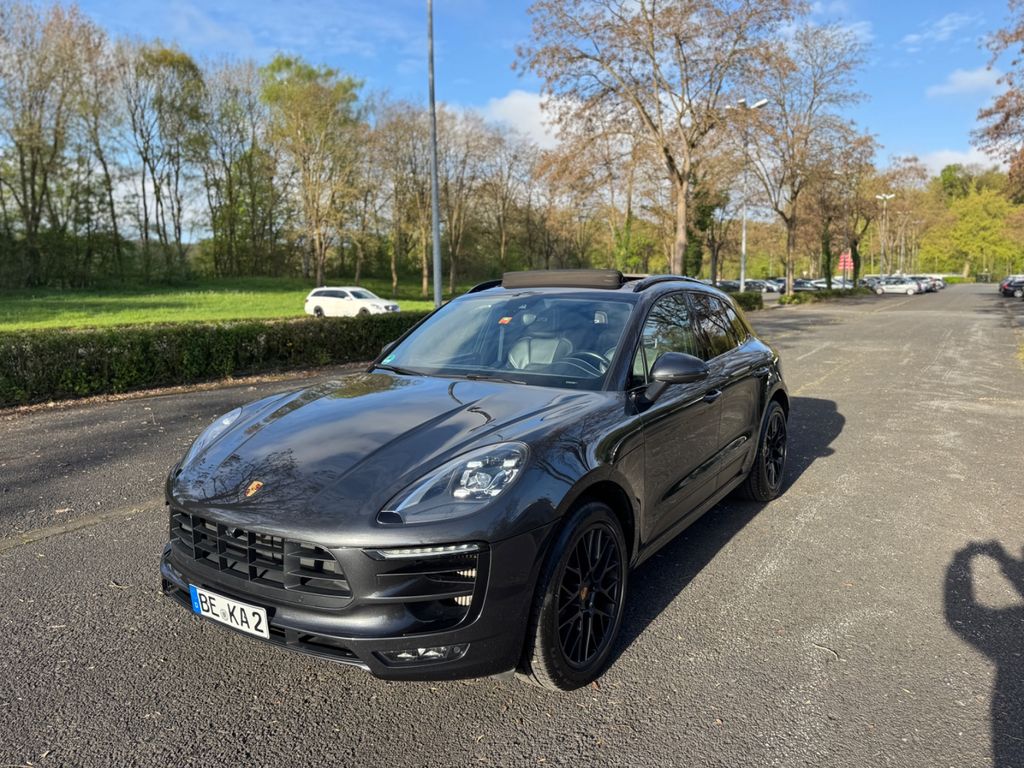 Image of Porsche Macan