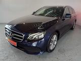 Mercedes-Benz E 200 T Avantgarde 4Matic Automatik LED+AHK - Mercedes-Benz E 200: Kombi, 4matic