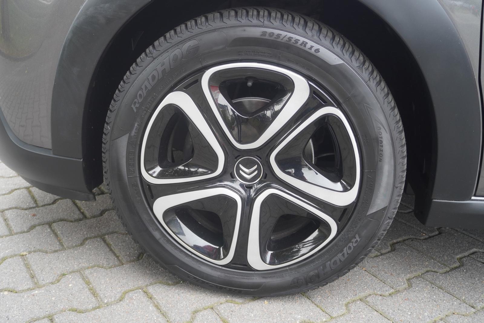Citroën C3 Puretech LED Tempomat Sitzheizung PDC USB