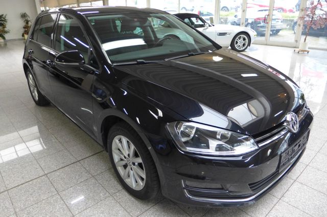 Volkswagen Golf VII Lim. Lounge BMT-KLIMAAUTOMATIK -NAVI-5T