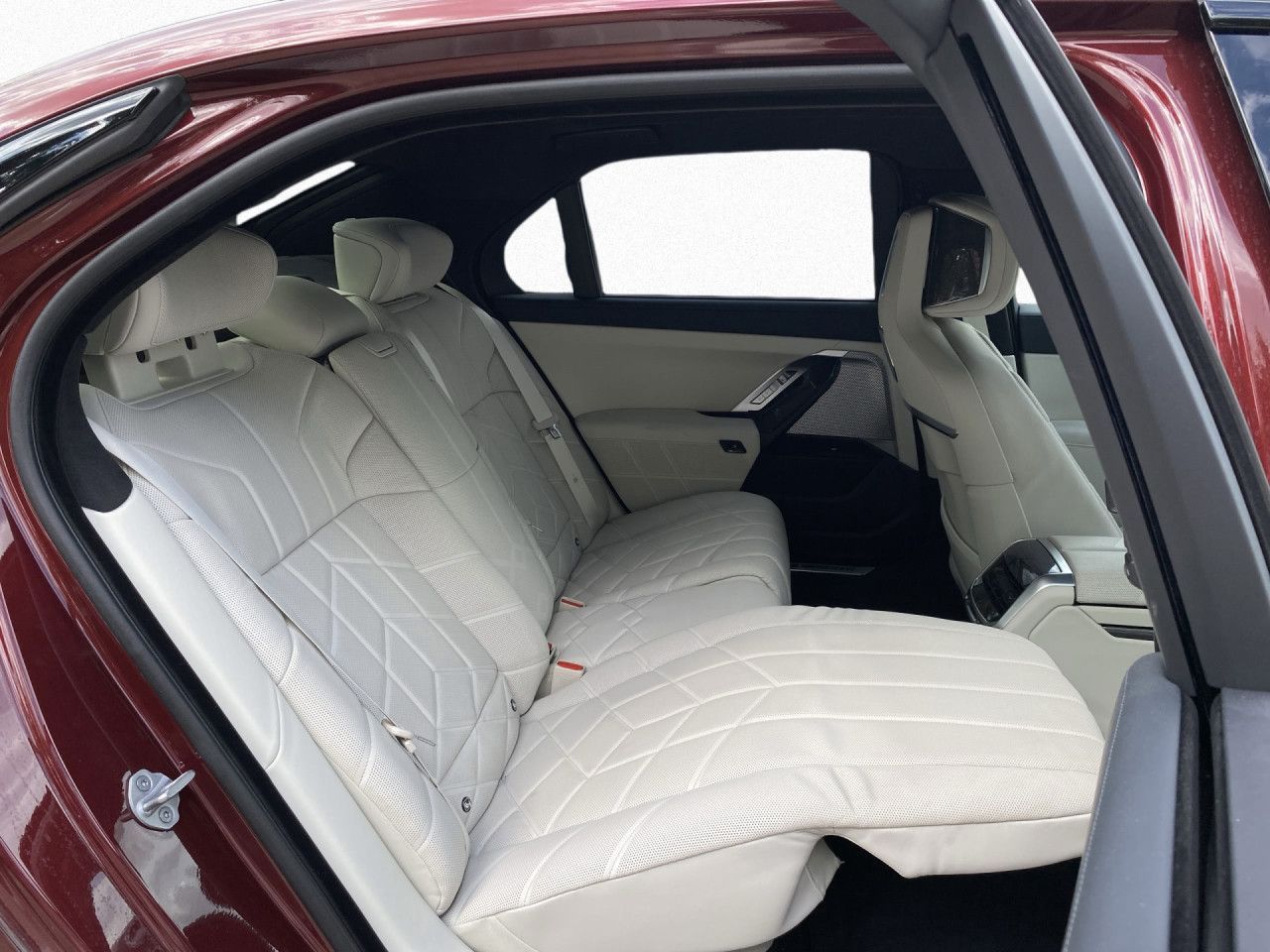 BMW M760 - Bild 13