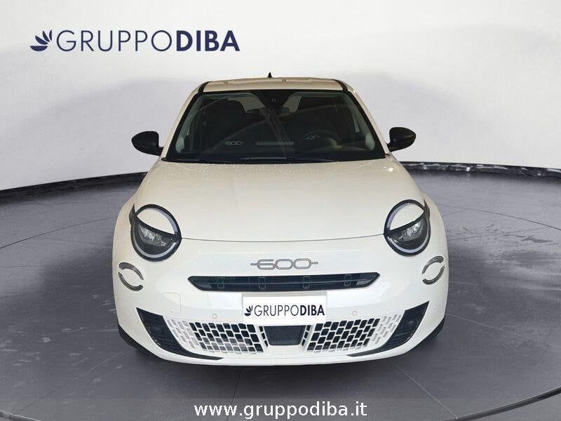 Fiat FIAT 600 Hybrid Pop 1.2 Hybrid 110cv imagem 2