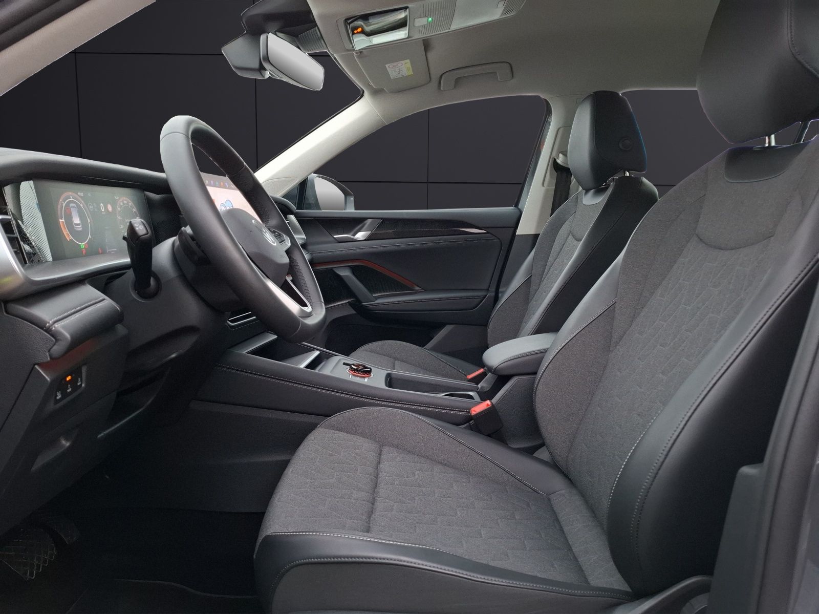 Fahrzeugabbildung Volkswagen Tayron TDI Life DSG 4M 7-Si Matrix AHK Navi AID