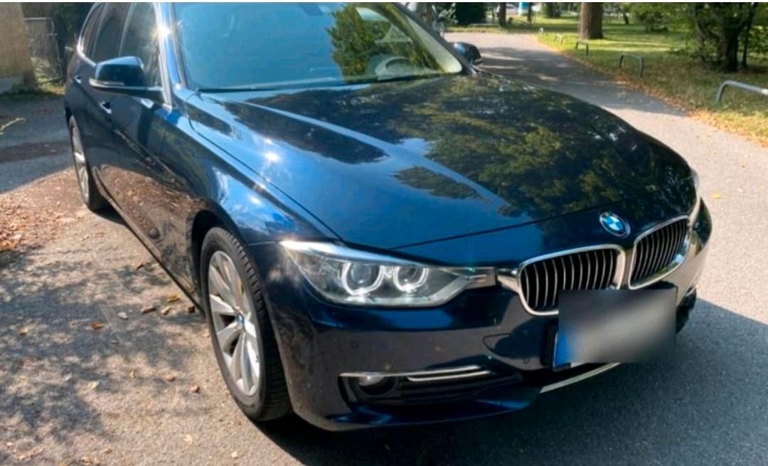 BMW 320
