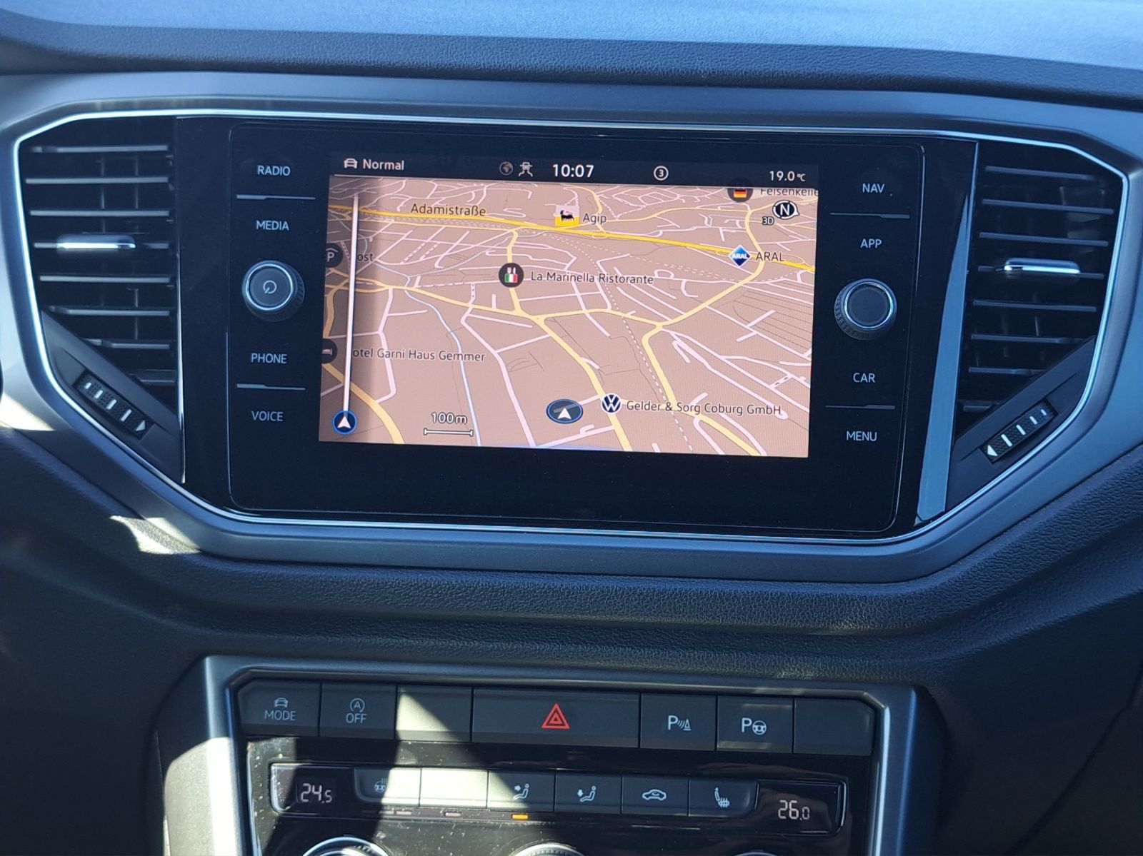 Volkswagen T-Roc - Bild 6