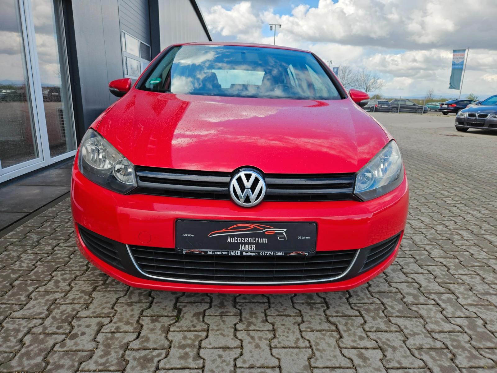 Volkswagen Golf VI Trendline, Schiebedach, Klima 8x Räder