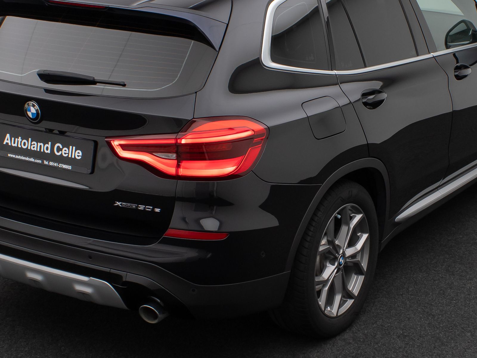 Fahrzeugabbildung BMW X3 xD30e xLine Kamera DAB HiFi Komfort Sport LED