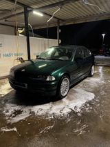 BMW E46-320i-6zyl-In Grün-KEIN ROST  - BMW 320 aus 2000: 320i E46
