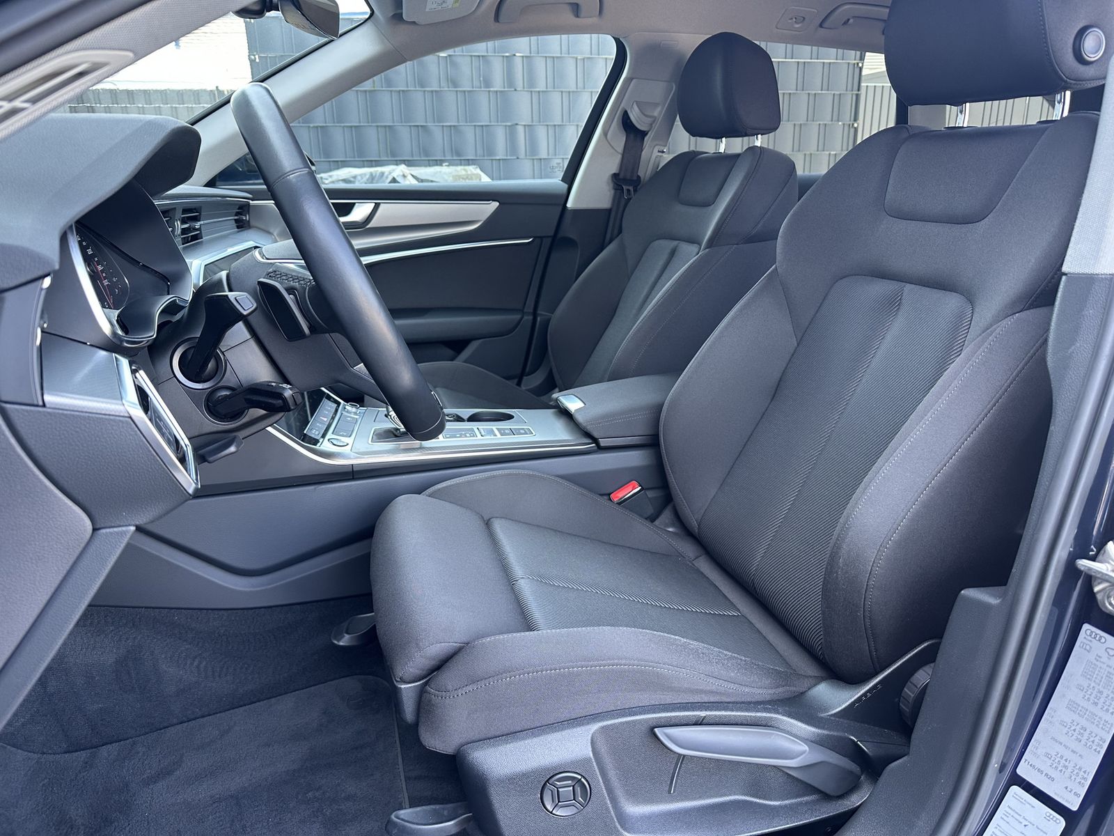 Fahrzeugabbildung Audi A6 Avant 40 TDI Sport NAV+LED+ACC+KAM+CARPLAY+PP