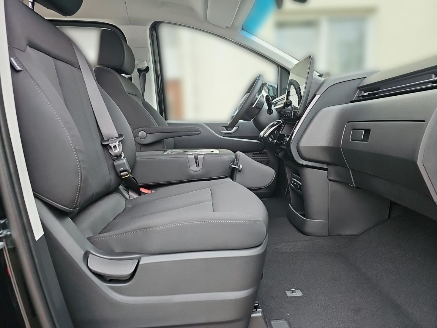 Hyundai Staria – Bild 13