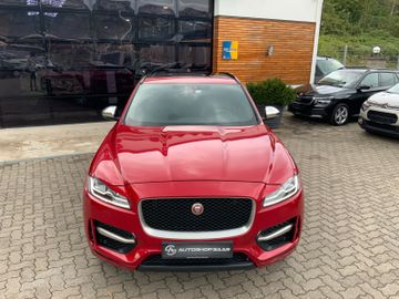 Jaguar F-Pace - 4