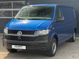 Volkswagen T6.1 Transporter lang*3 Sitze*Klima*AHK*1. Hand* - Volkswagen T6 aus 2021